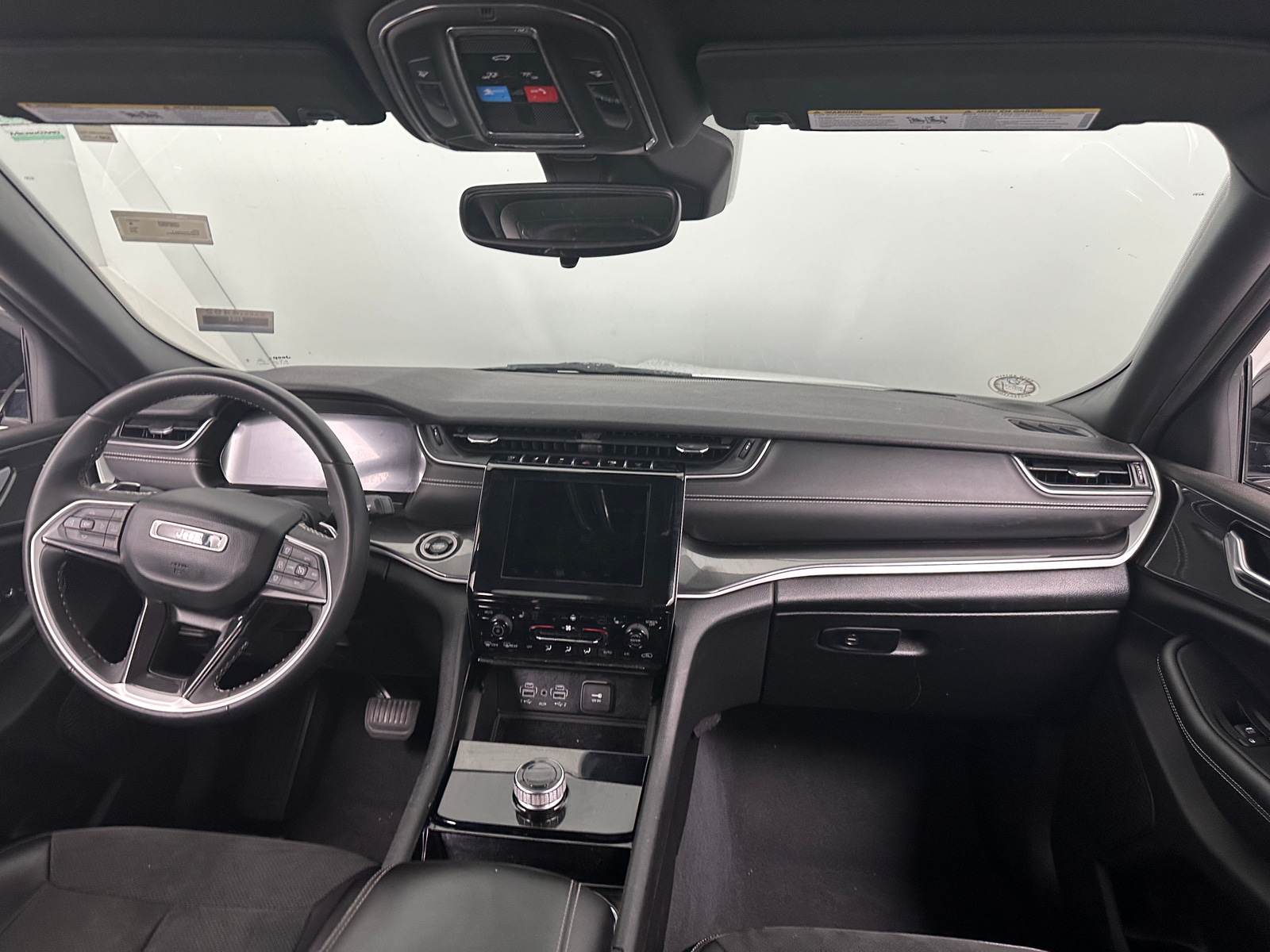 Thumbnail: 2023 Jeep Grand Cherokee L - 2