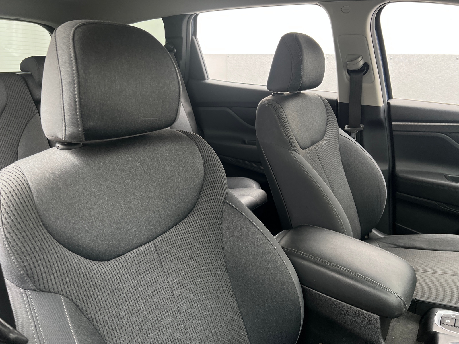 Thumbnail: 2019 Hyundai Santa Fe - 2