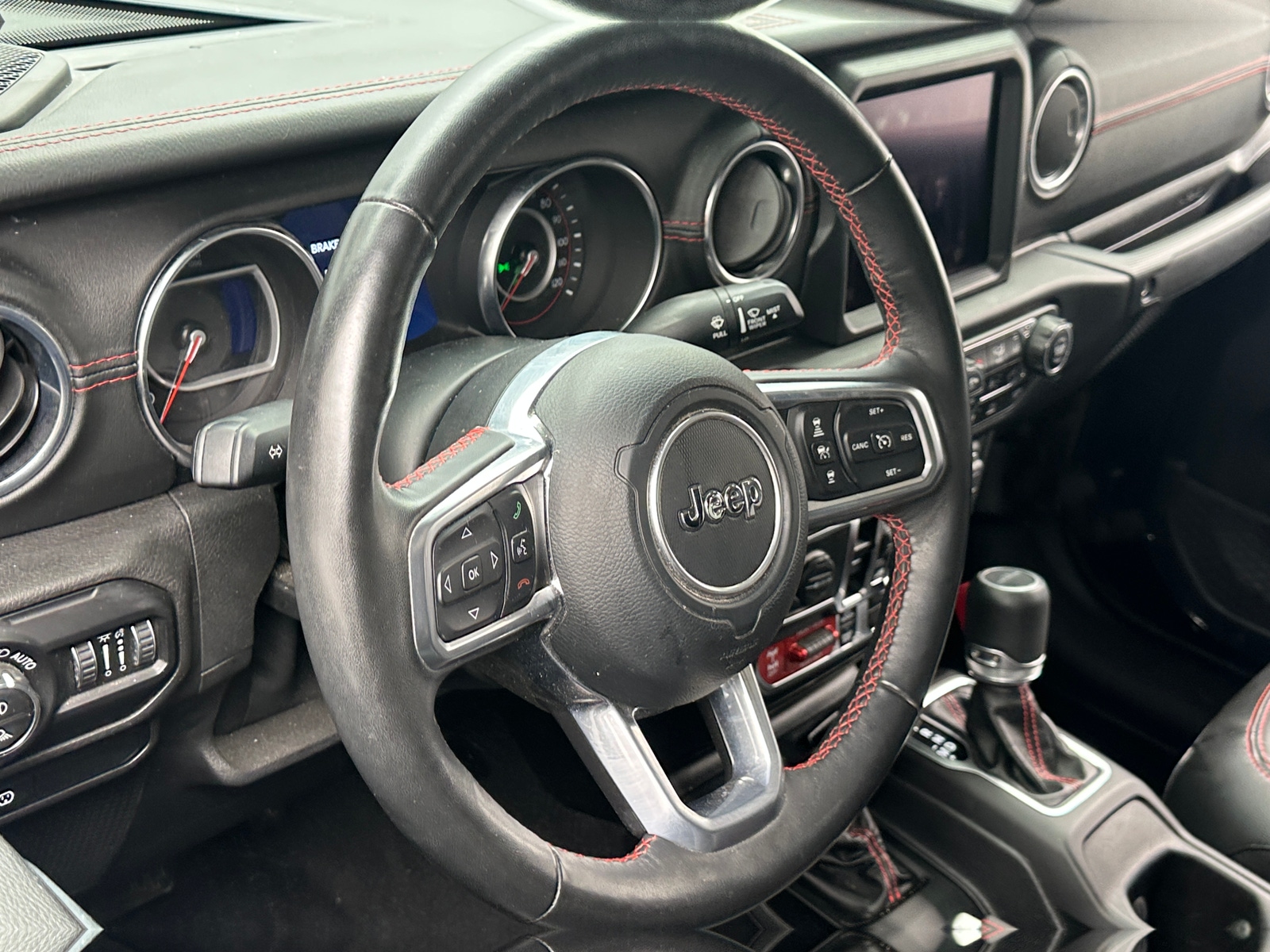 Thumbnail: 2020 Jeep Gladiator - 4