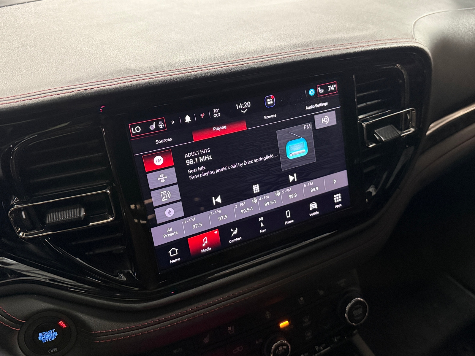 Thumbnail: 2023 Dodge Durango - 3