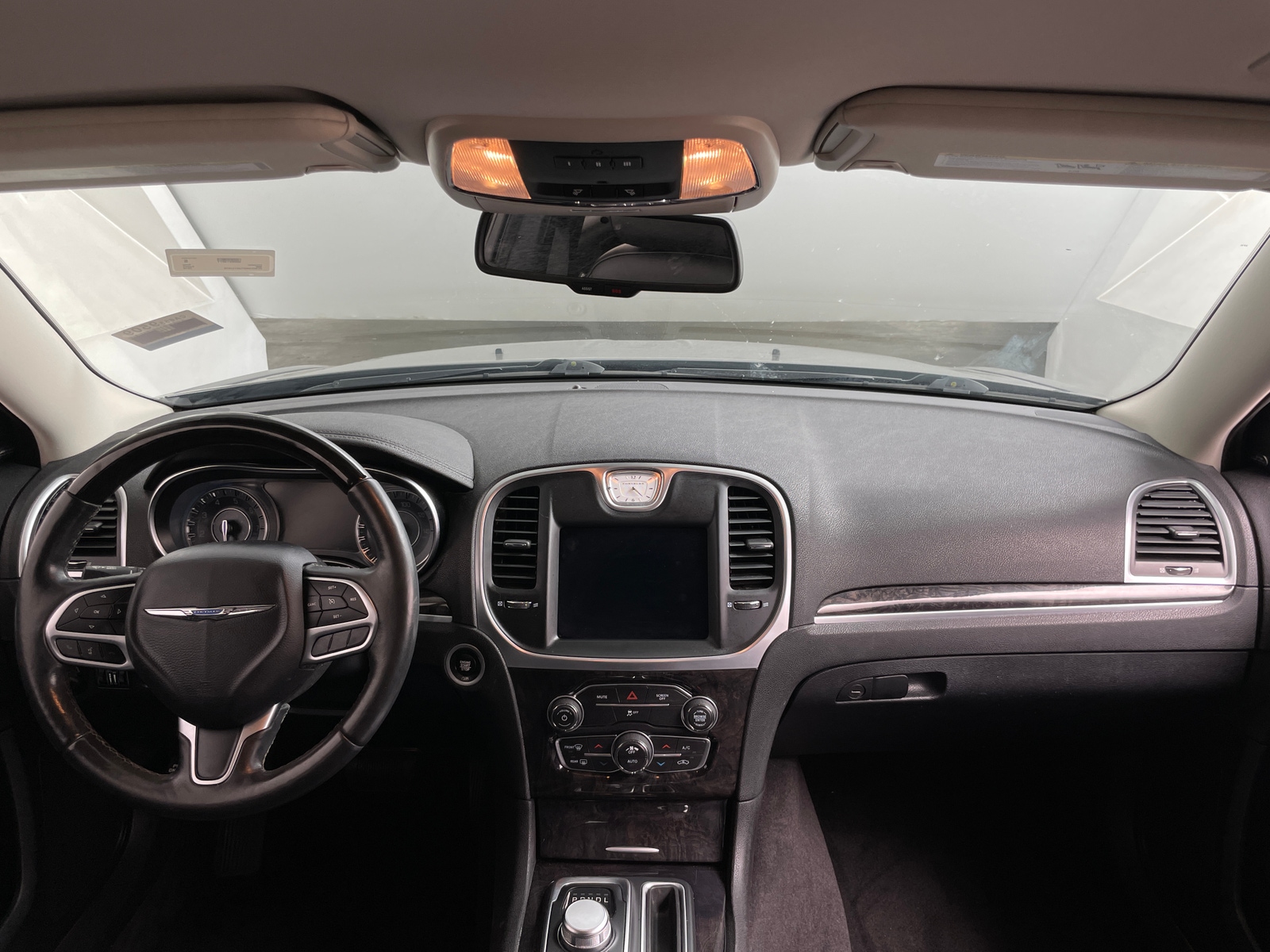 Thumbnail: 2018 Chrysler 300 - 2