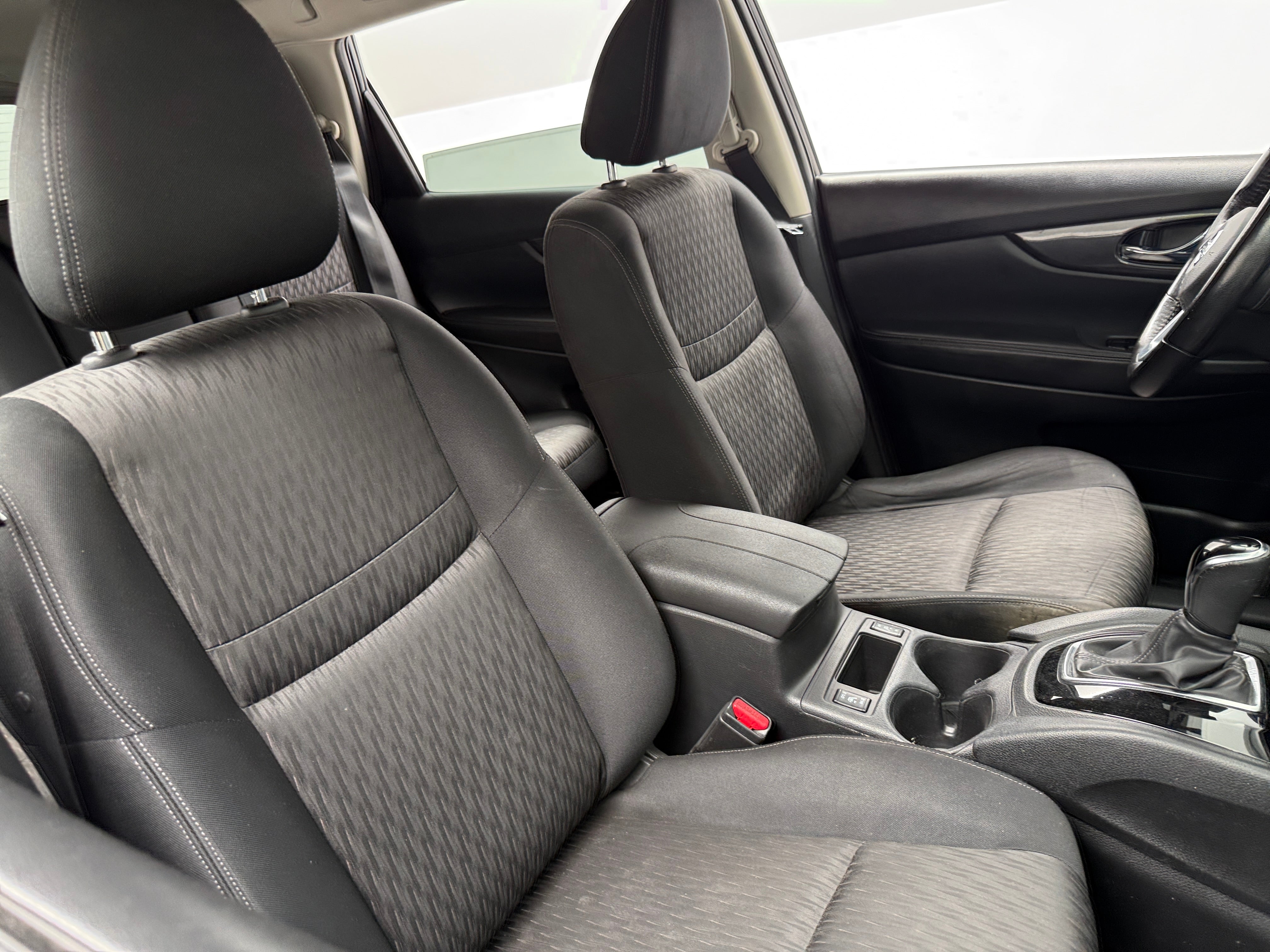 Used 2018 Nissan Rogue SV with VIN JN8AT2MT9JW488251 for sale in South Chesterfield, VA