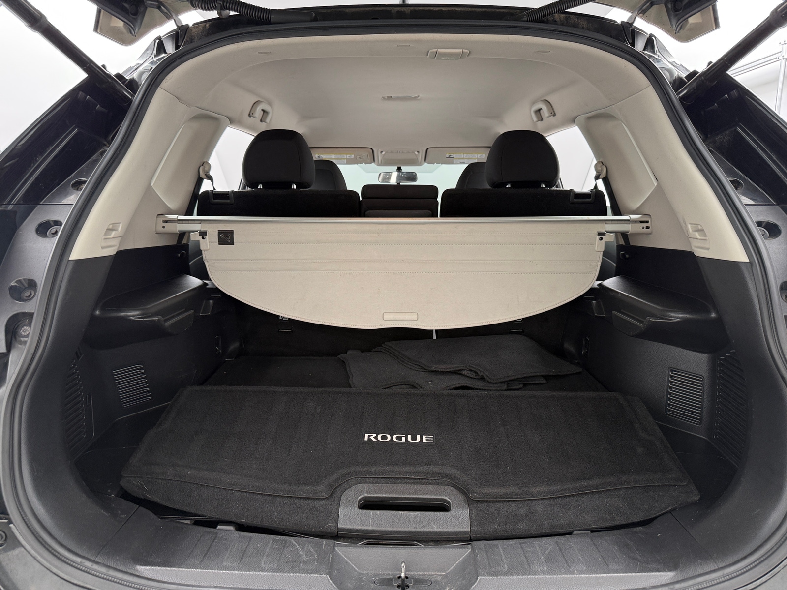 Thumbnail: 2018 Nissan Rogue - 7