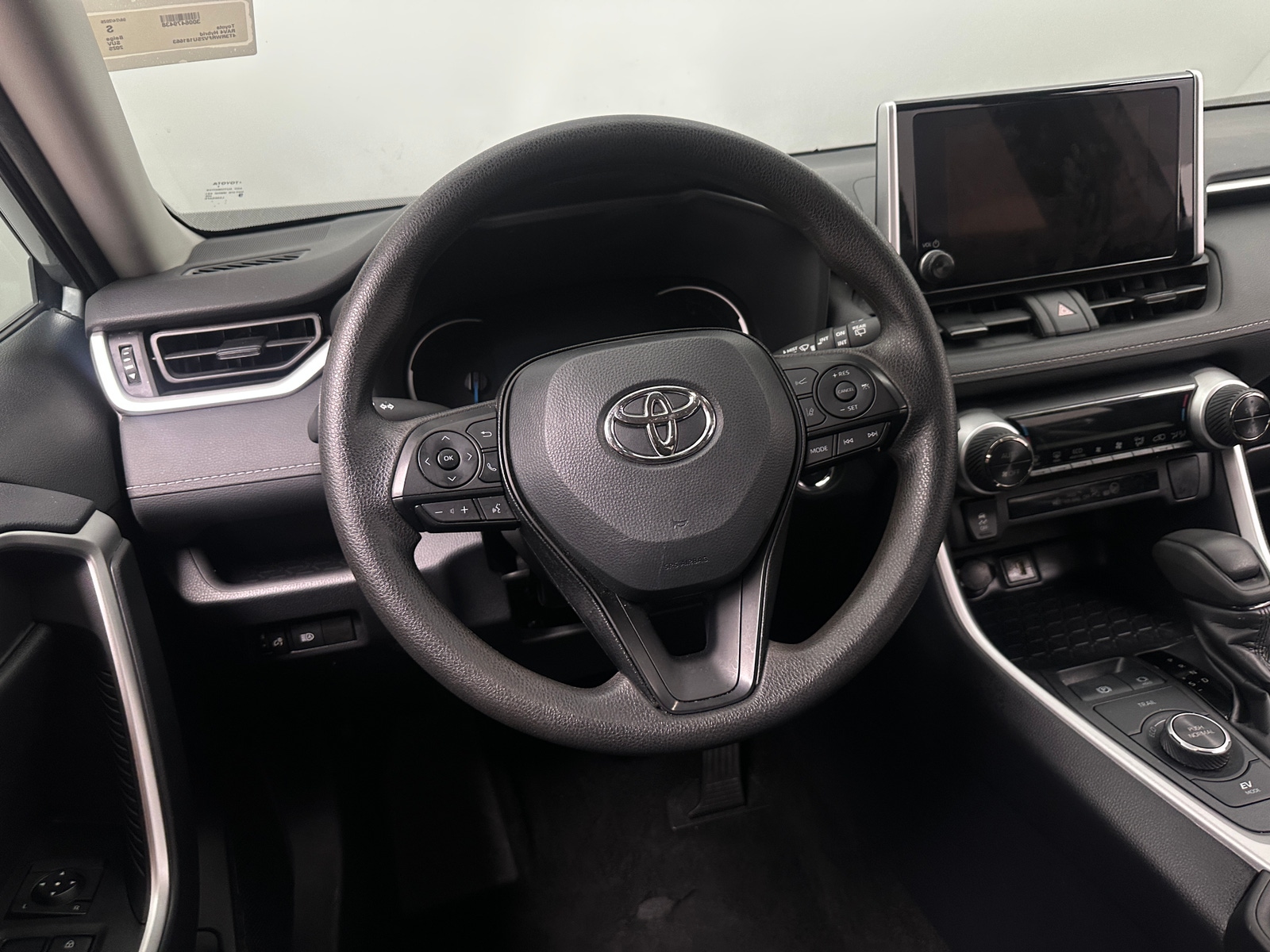 Thumbnail: 2025 Toyota RAV4 - 5