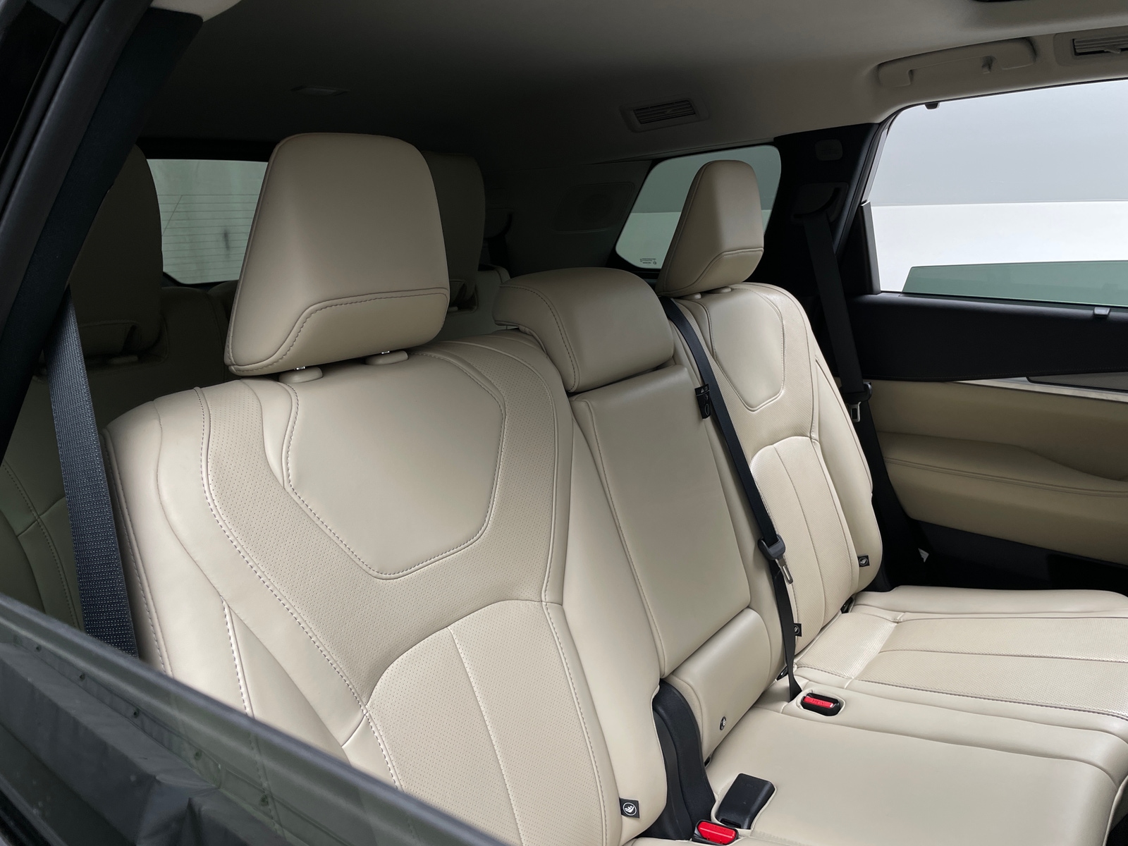 Thumbnail: 2023 INFINITI QX60 - 5