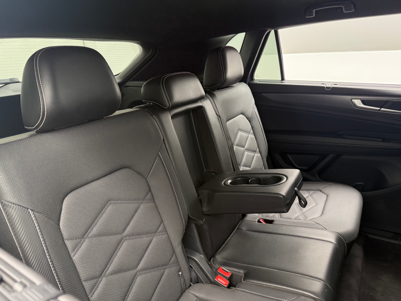 Thumbnail: 2024 Volkswagen Atlas - 6