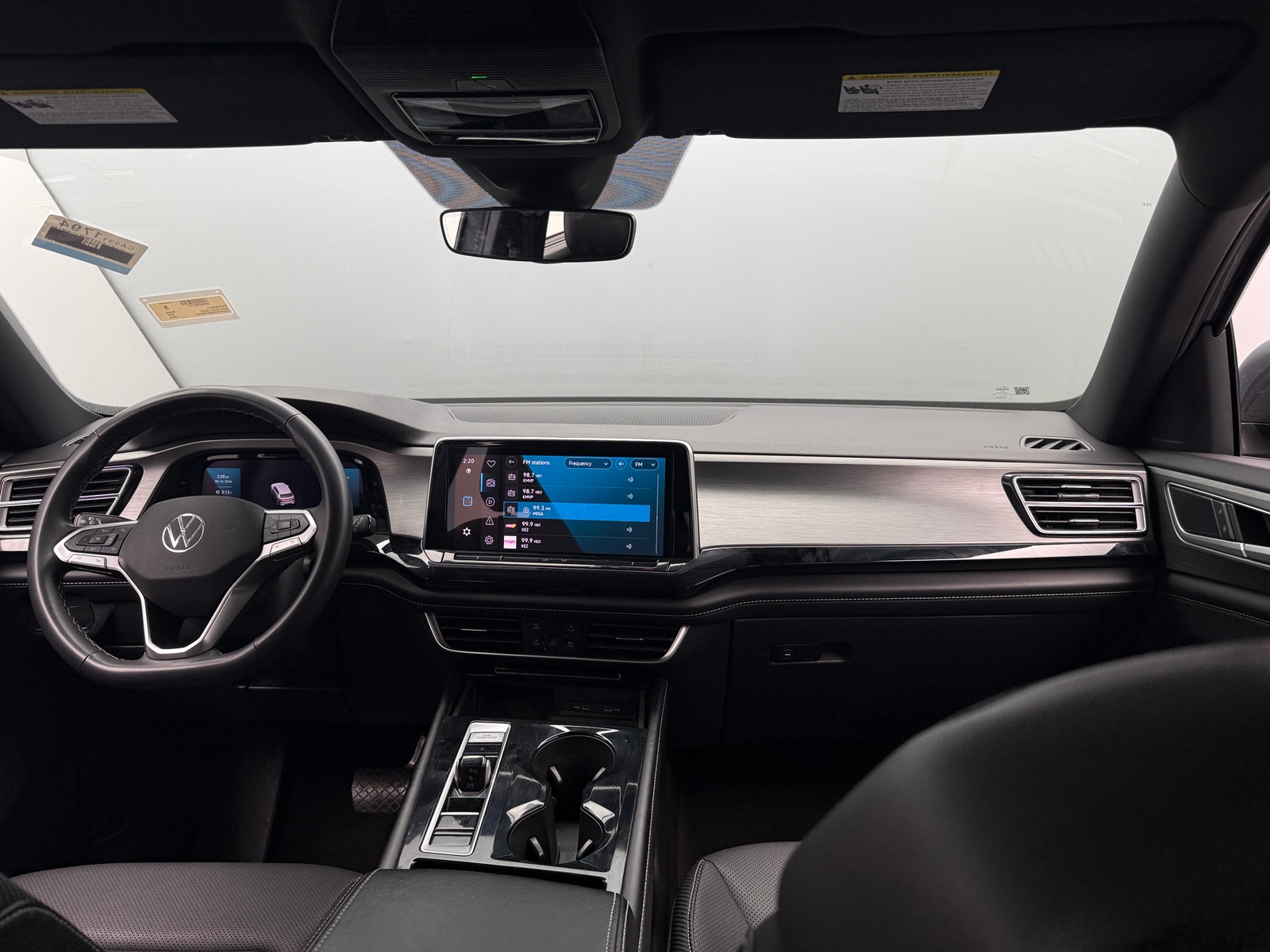 Thumbnail: 2024 Volkswagen Atlas - 3