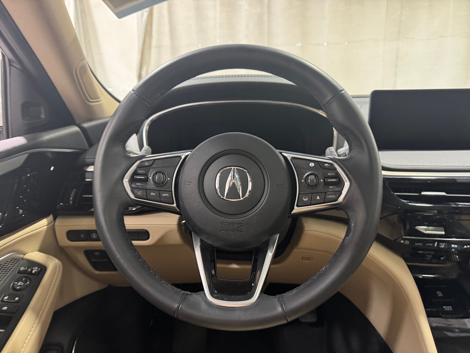 Thumbnail: 2022 Acura MDX - 4