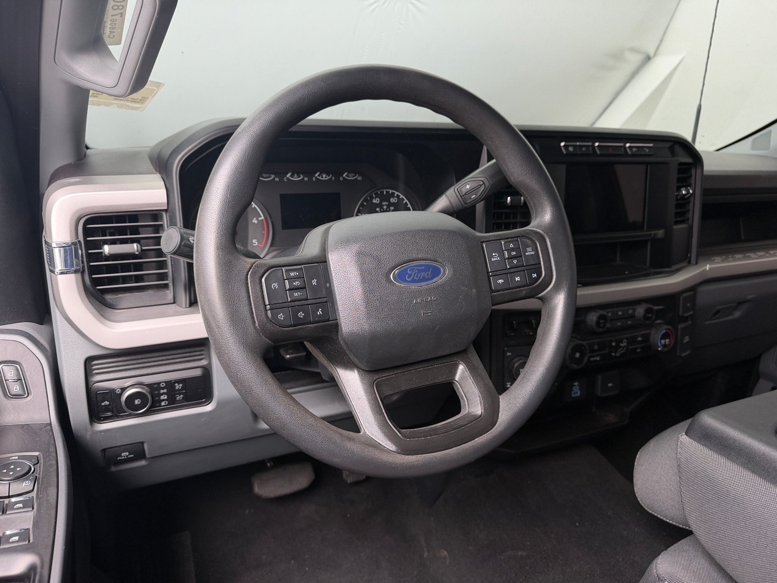Thumbnail: 2023 Ford Econoline - 5