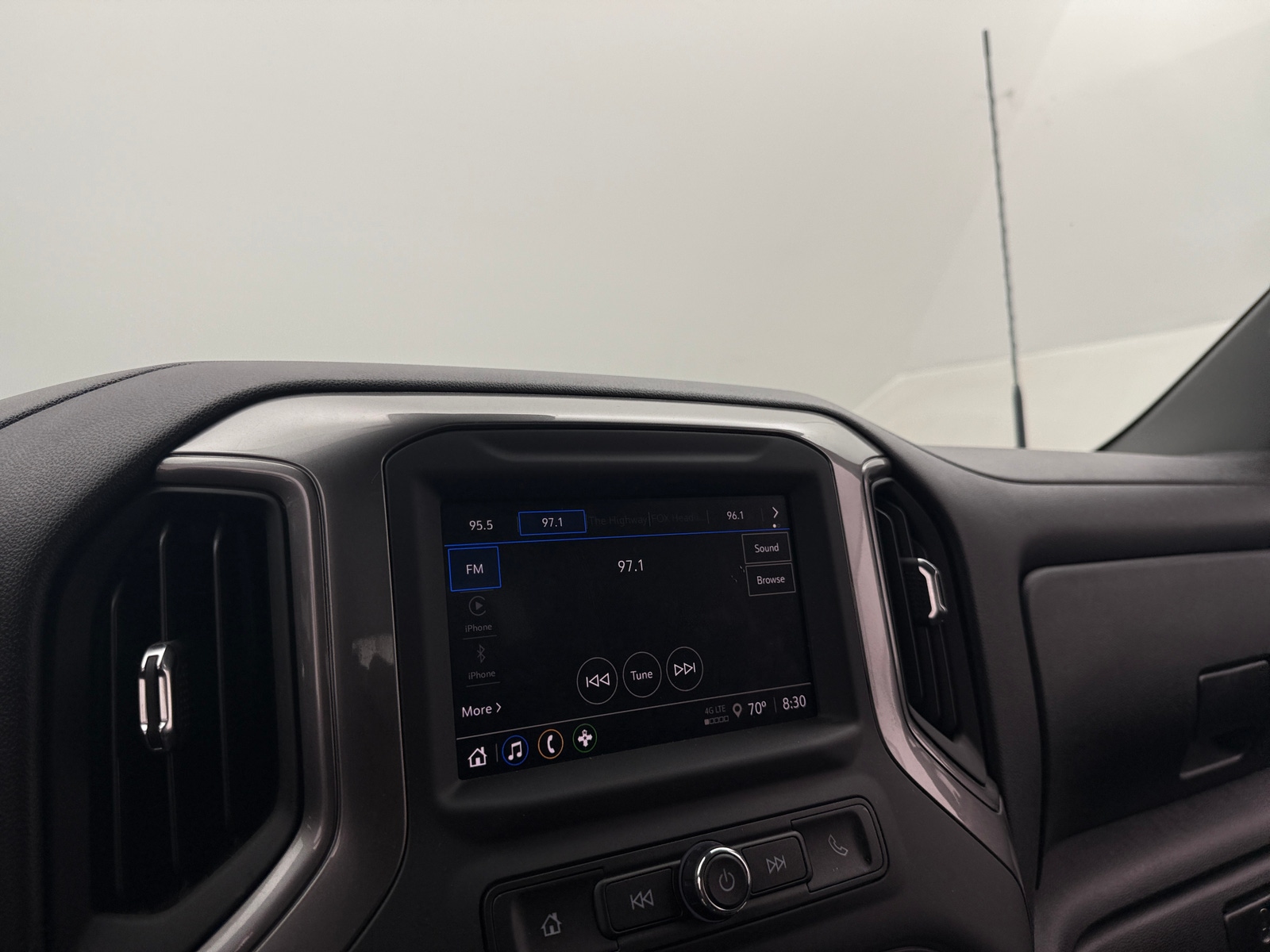 Thumbnail: 2024 GMC Sierra 2500 - 4