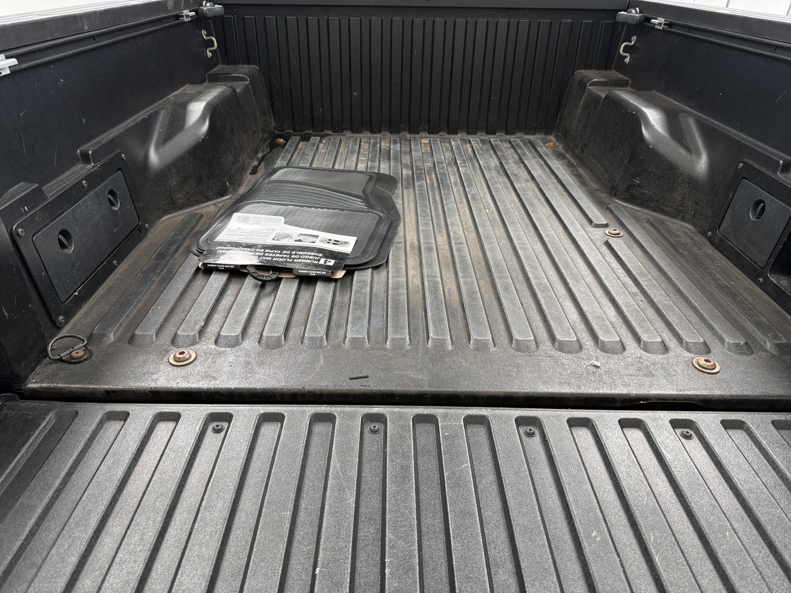 Thumbnail: 2016 Toyota Tacoma - 7