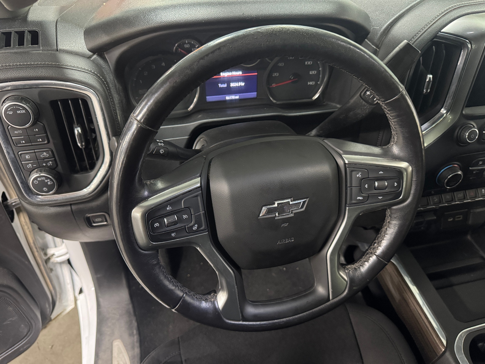 Thumbnail: 2021 Chevrolet Silverado 1500 - 5