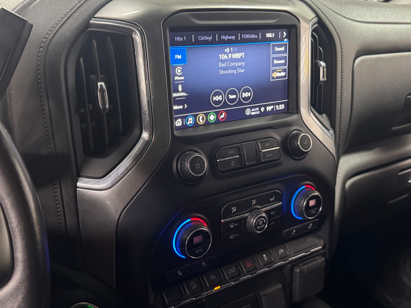 Thumbnail: 2021 Chevrolet Silverado 1500 - 4