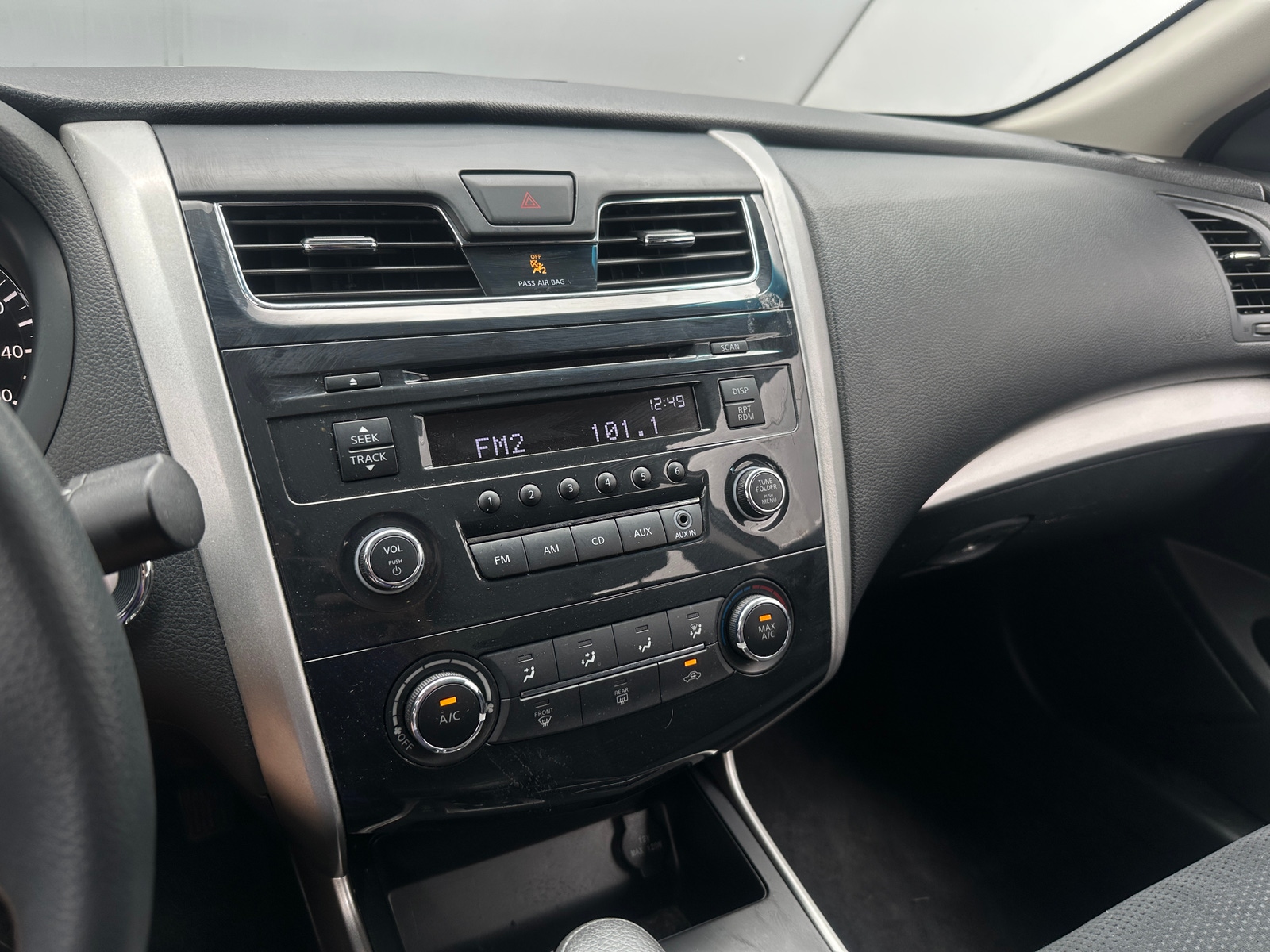 Thumbnail: 2015 Nissan Altima - 4