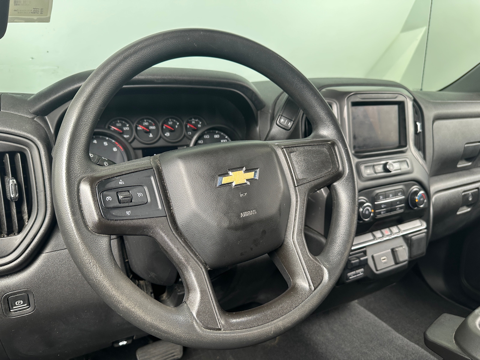 Thumbnail: 2020 Chevrolet Silverado 1500 - 5