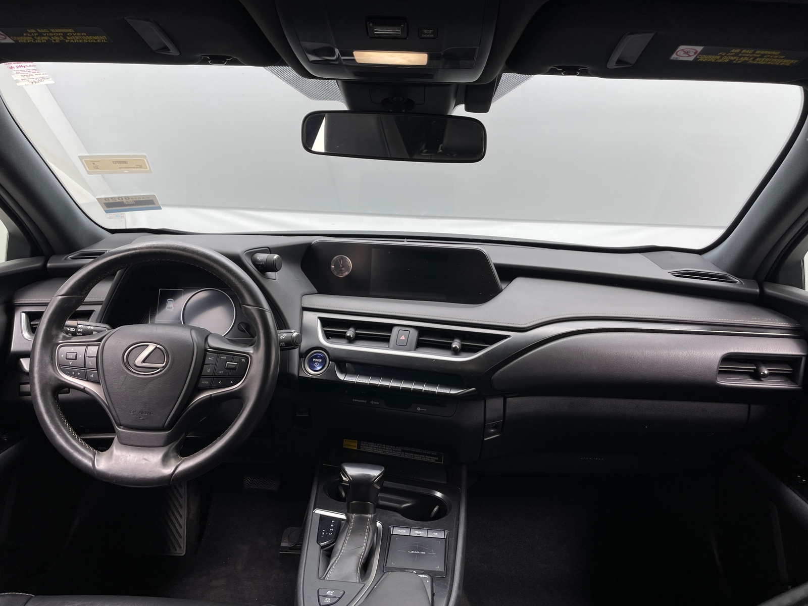 Thumbnail: 2021 Lexus UX - 2