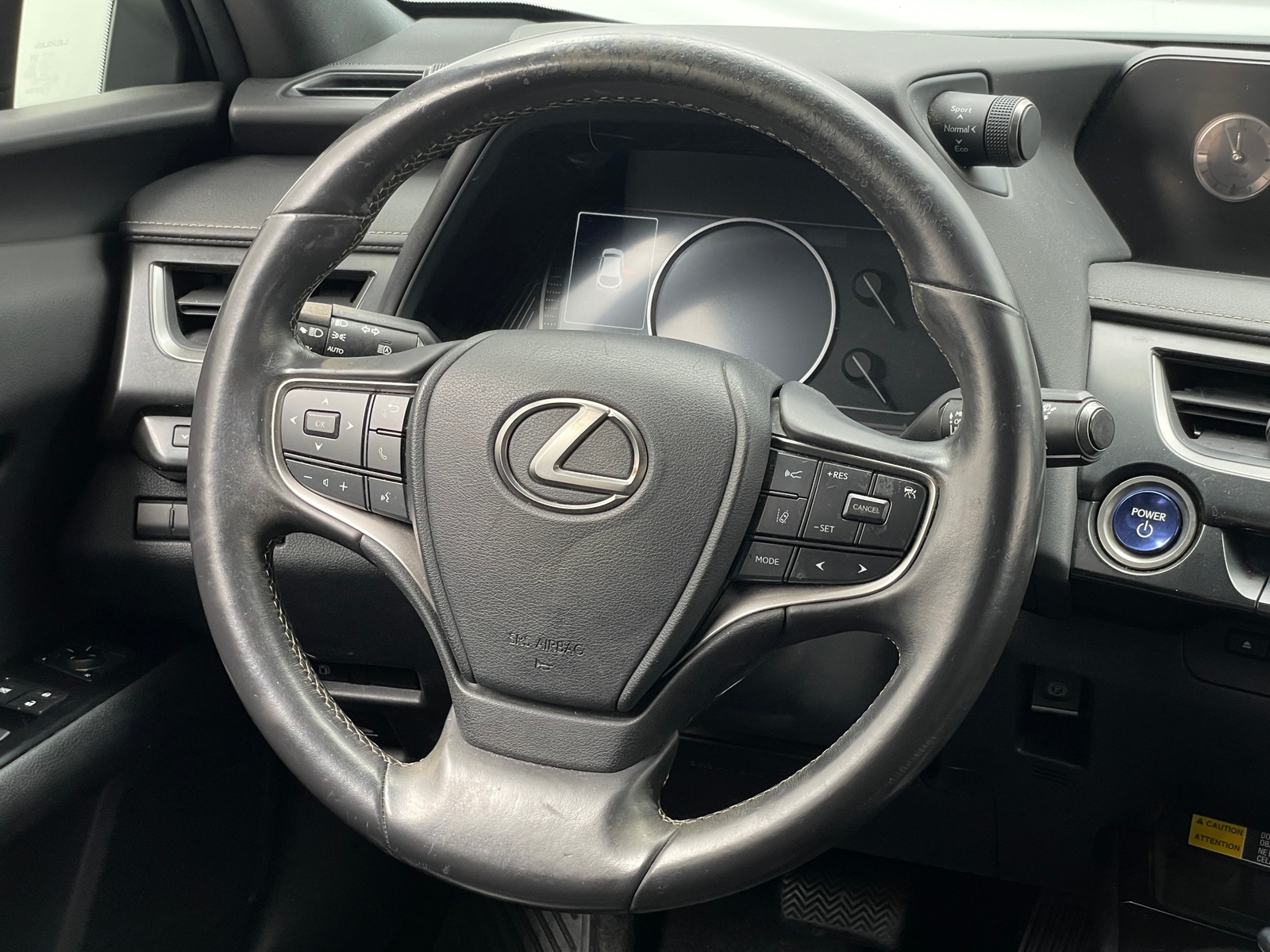 Thumbnail: 2021 Lexus UX - 4