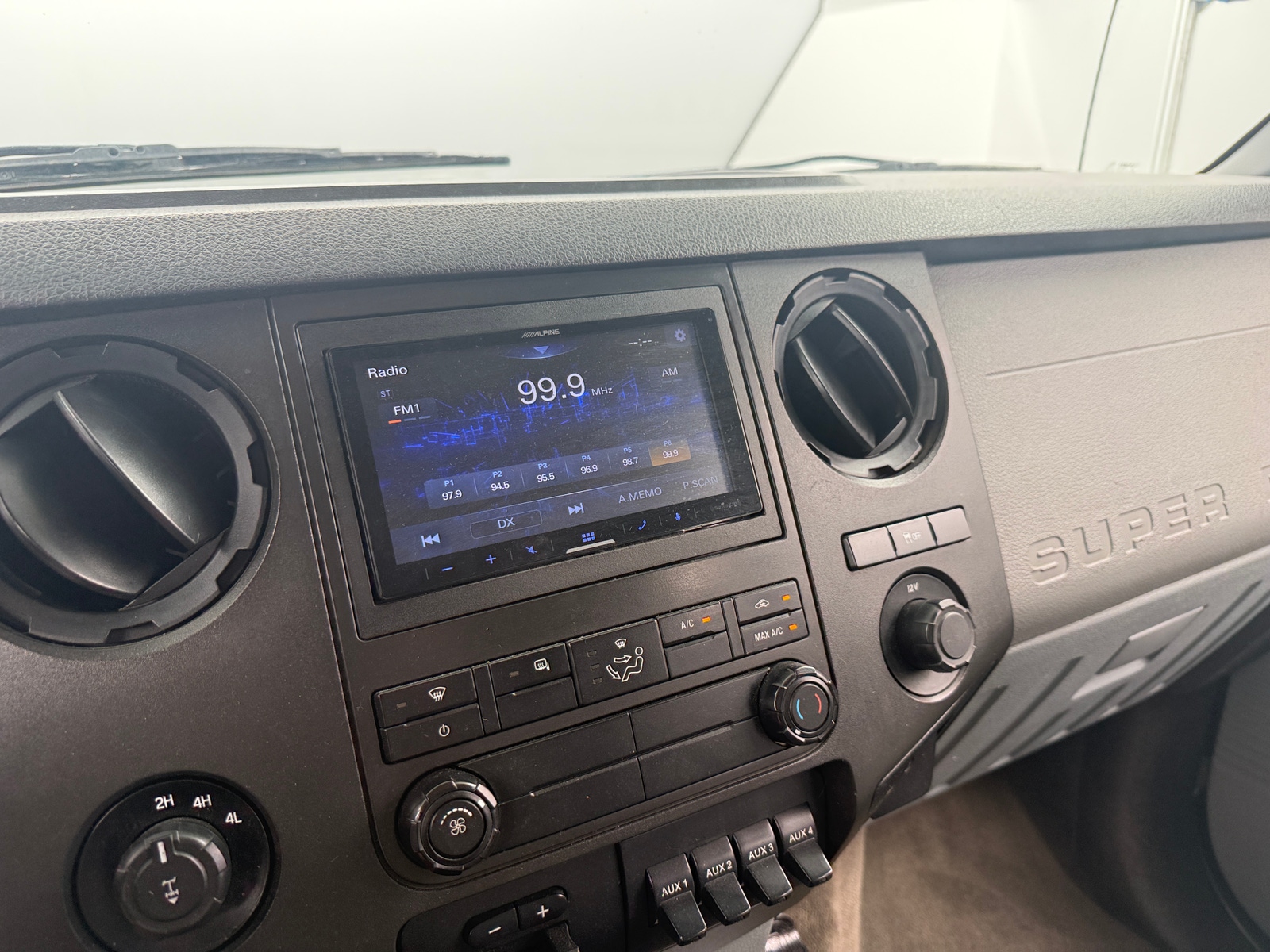 Thumbnail: 2012 Ford Econoline - 4