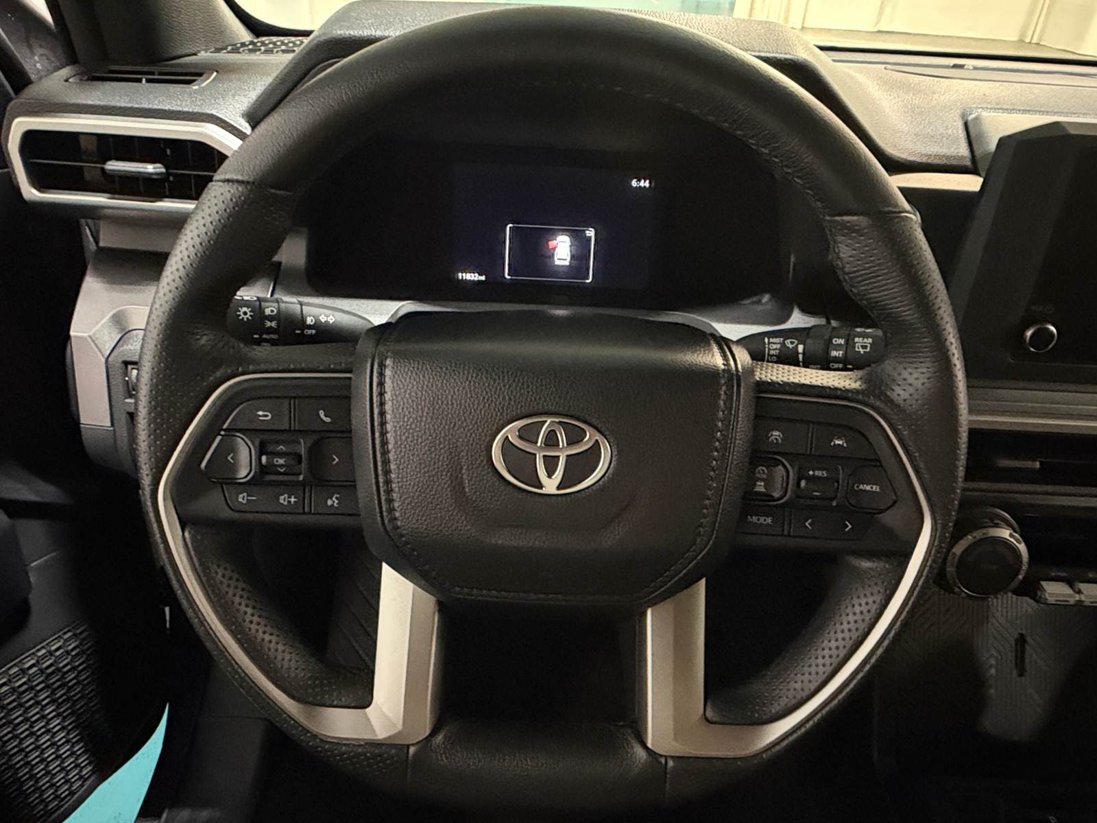 Thumbnail: 2025 Toyota 4Runner - 5