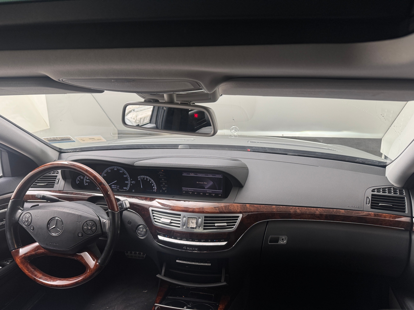 Thumbnail: 2011 Mercedes-Benz S-Class - 2