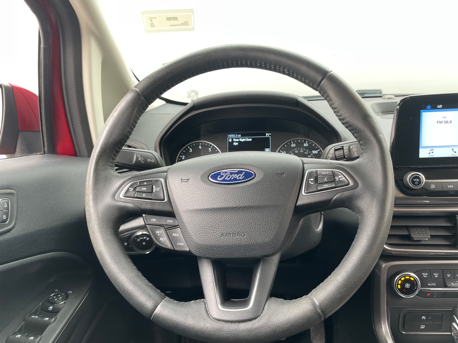 Thumbnail: 2018 Ford EcoSport - 5