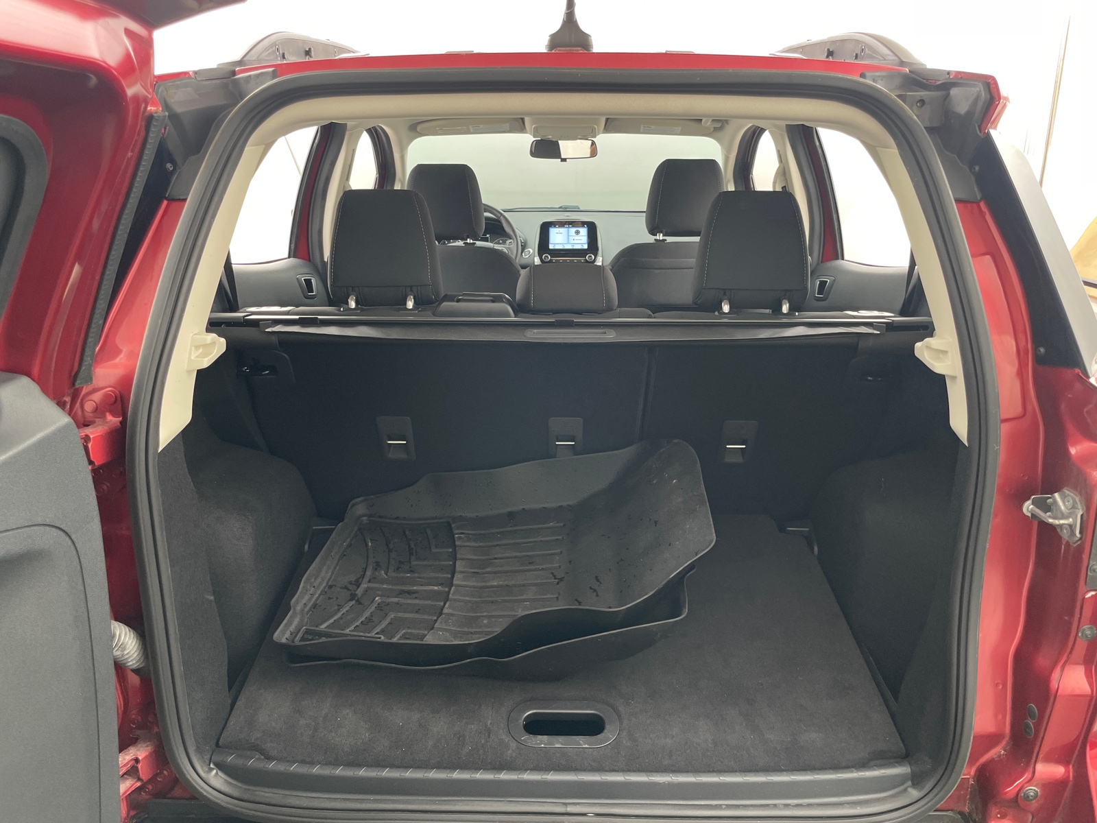Thumbnail: 2018 Ford EcoSport - 7
