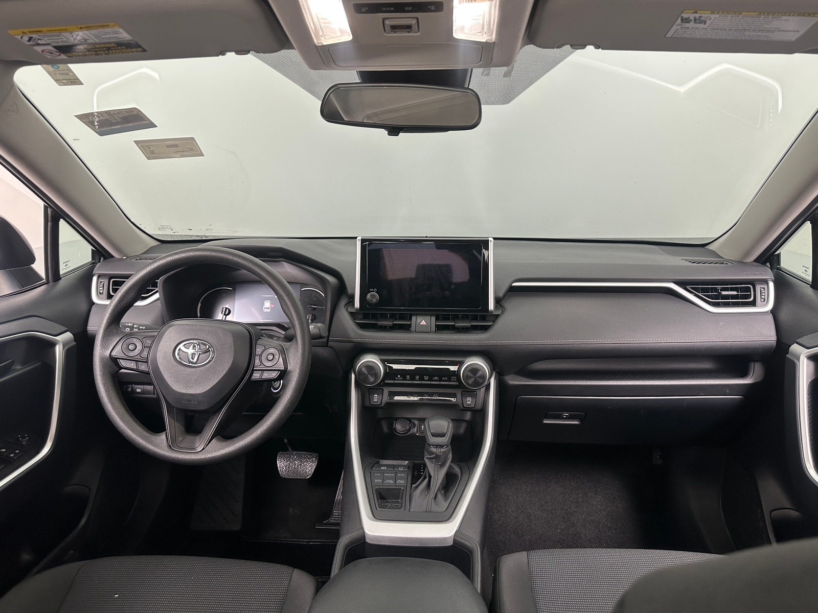 Thumbnail: 2025 Toyota RAV4 - 3