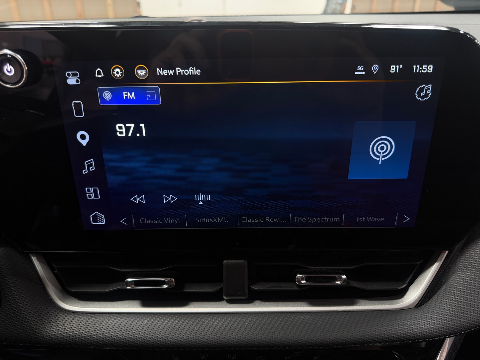 Thumbnail: 2025 Chevrolet Equinox - 4
