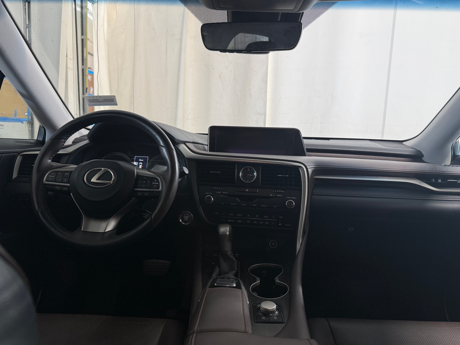 Thumbnail: 2017 Lexus RX - 2