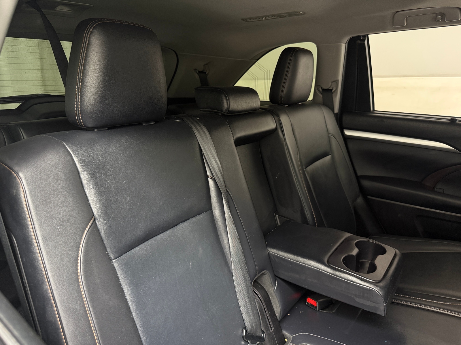 Thumbnail: 2019 Toyota Highlander - 5