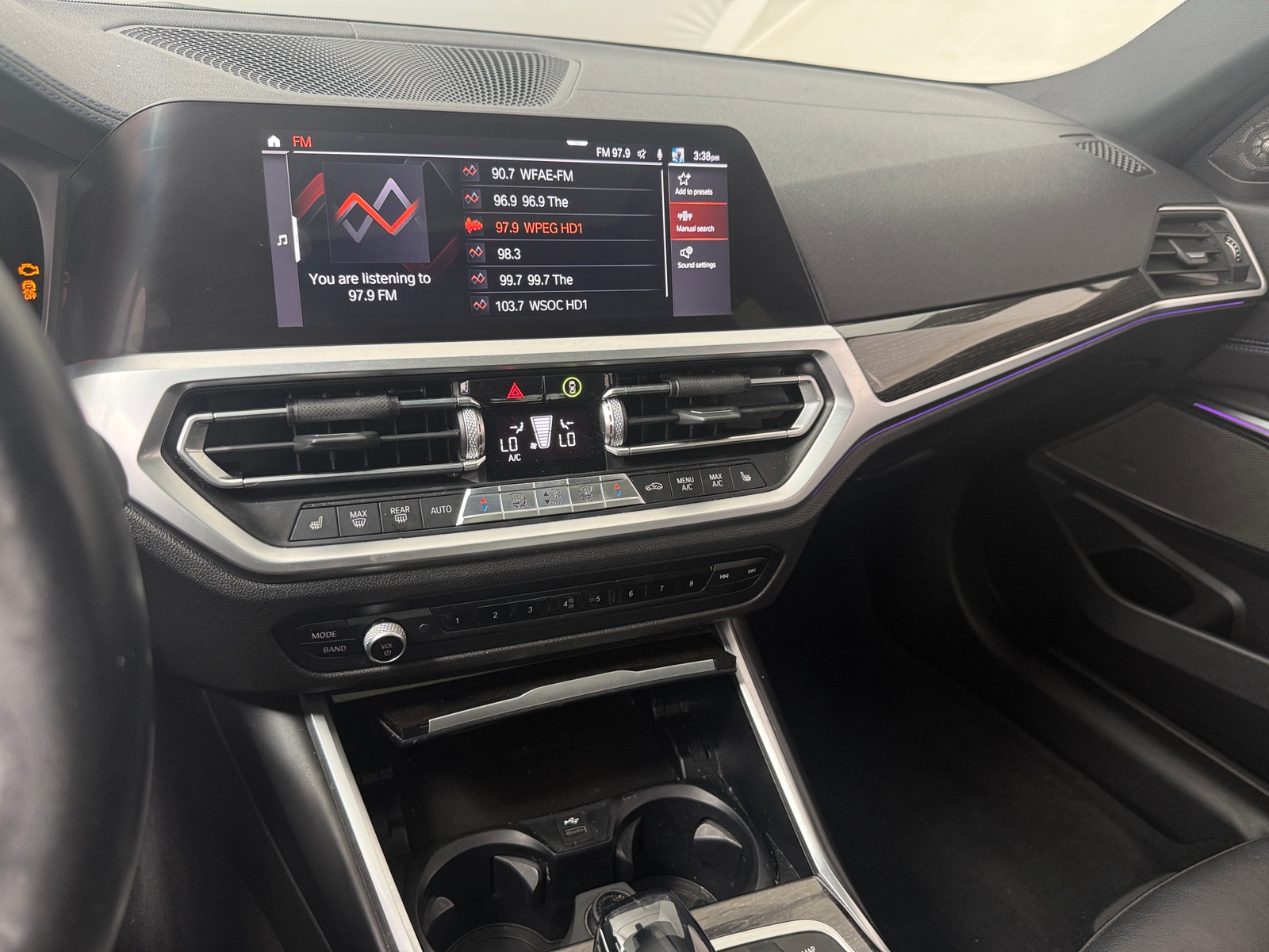 Thumbnail: 2021 BMW 3 Series - 3