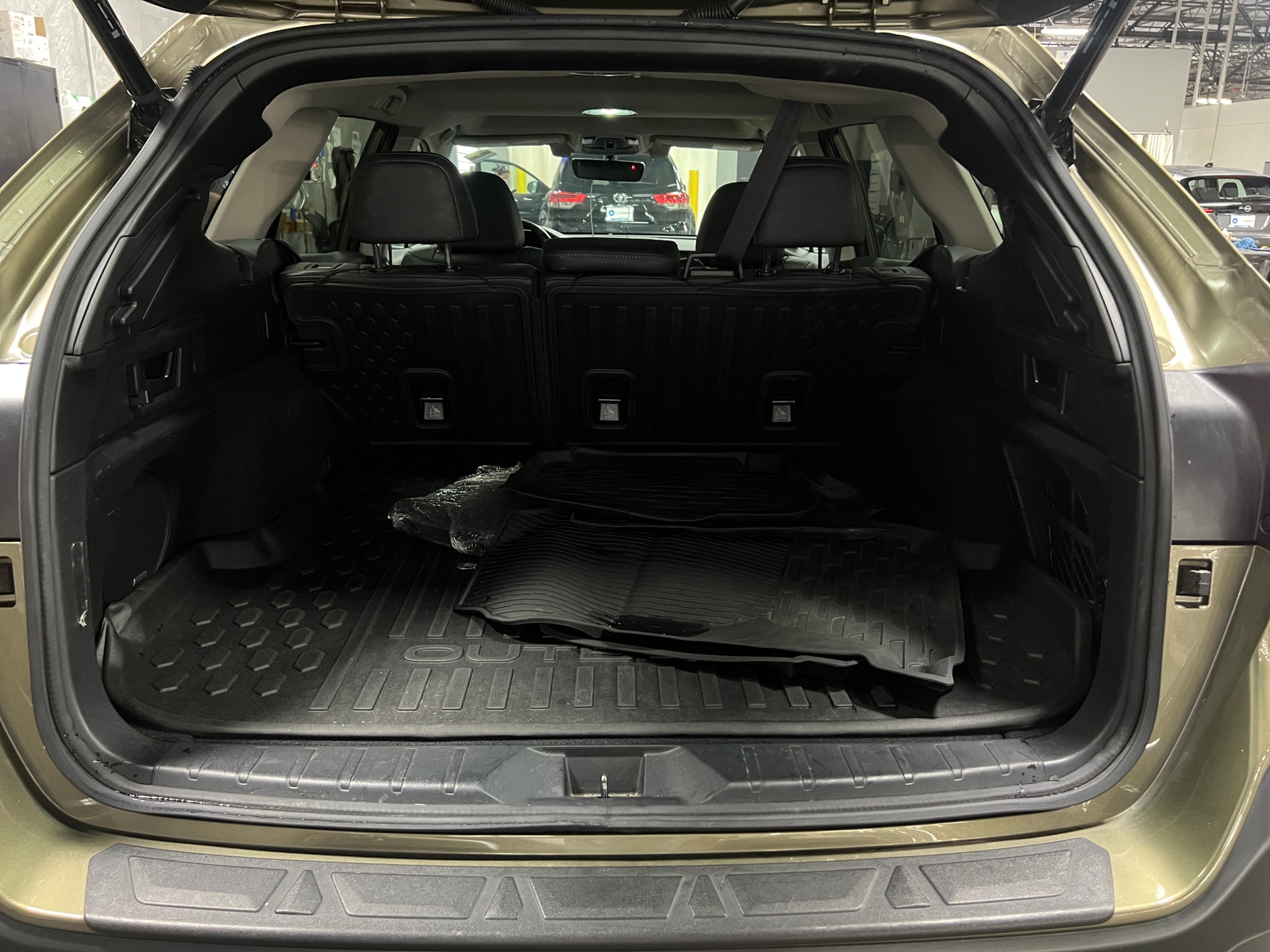 Thumbnail: 2021 Subaru Outback - 6