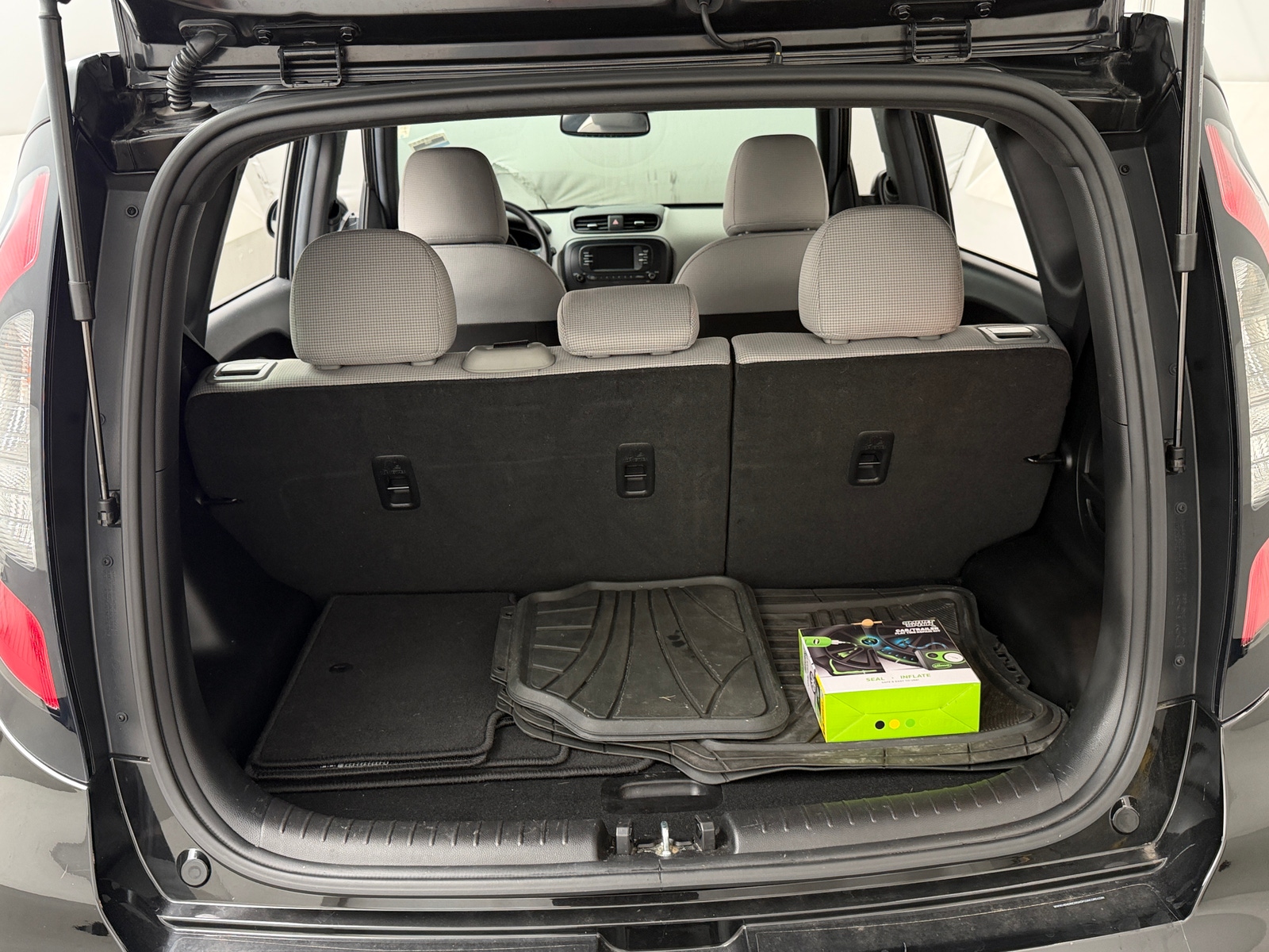 Thumbnail: 2017 Kia Soul - 7