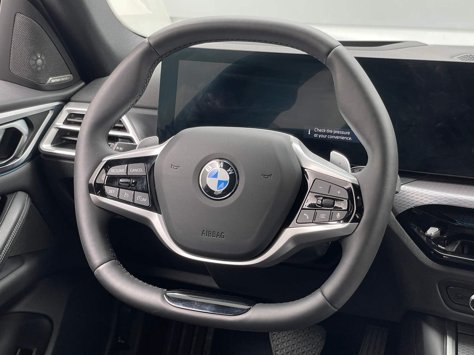 Thumbnail: 2026 BMW 4 Series - 4