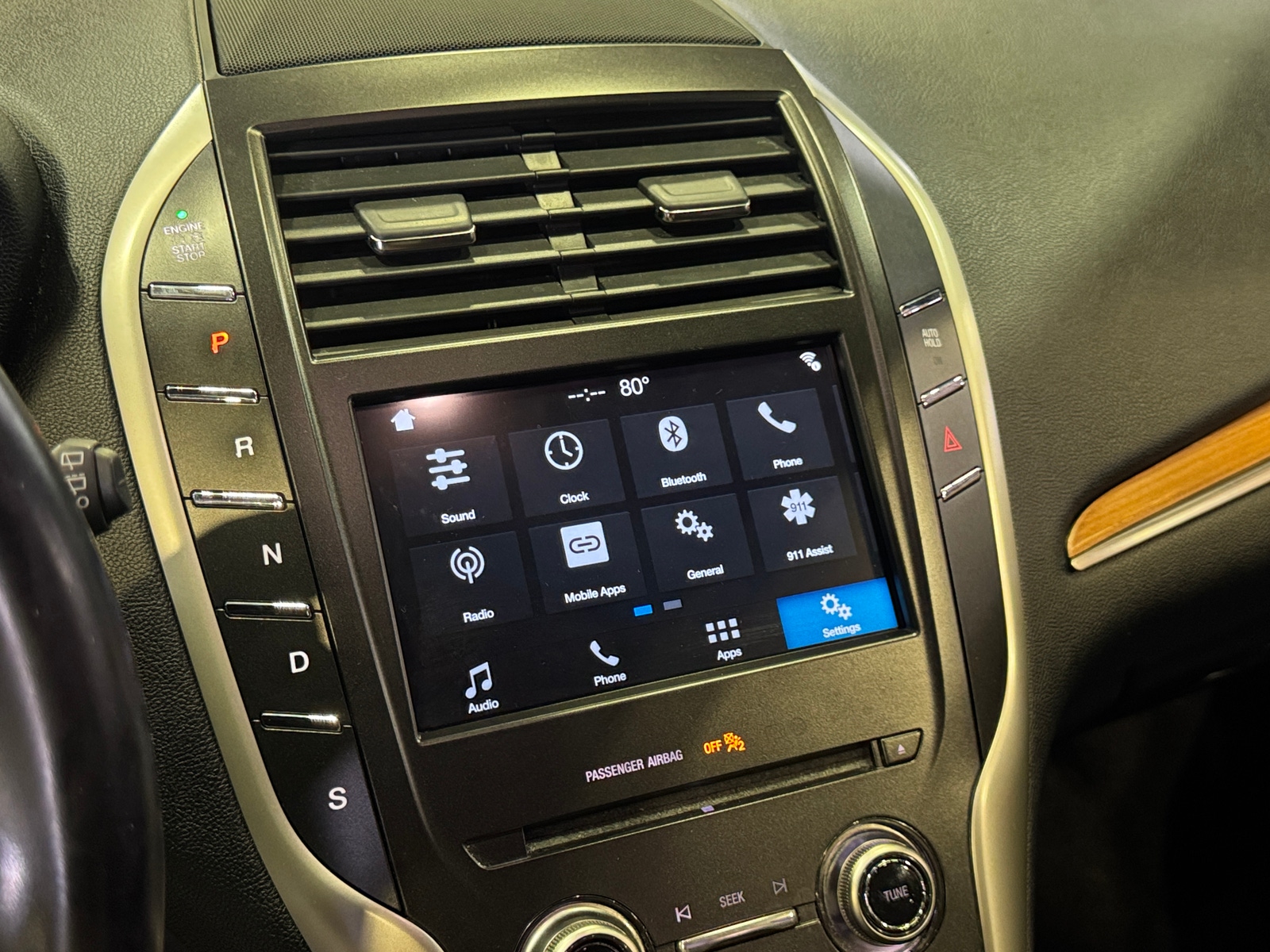 Thumbnail: 2018 Lincoln MKC - 3