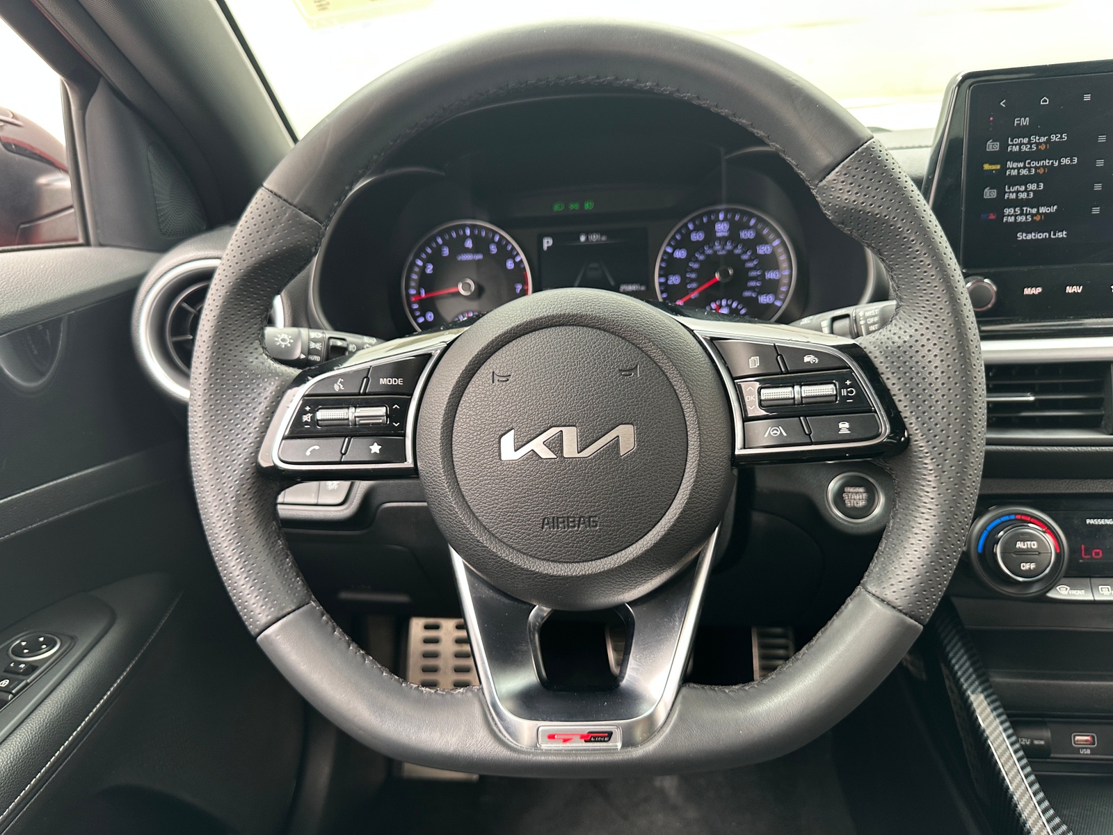 Thumbnail: 2024 Kia Forte - 4