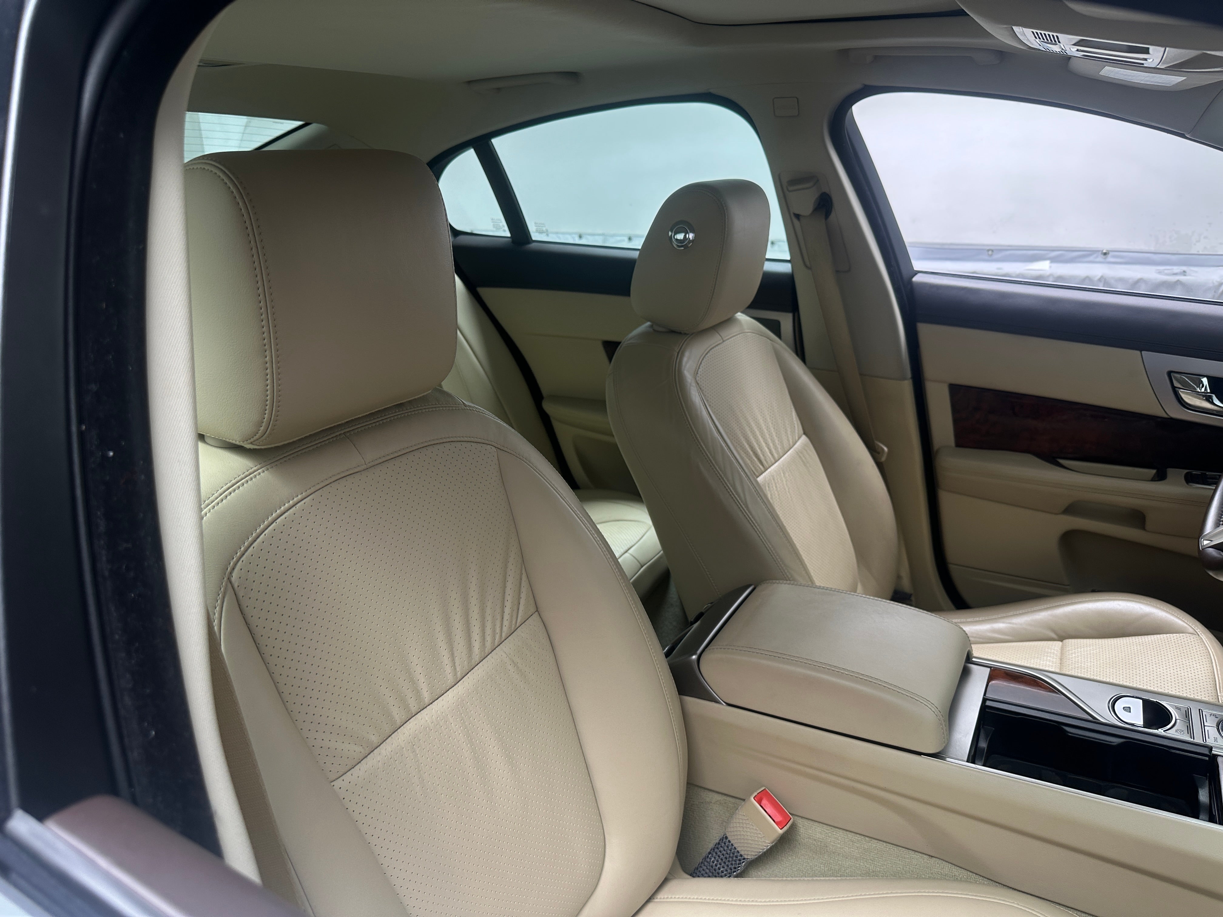 2011 Jaguar Xf