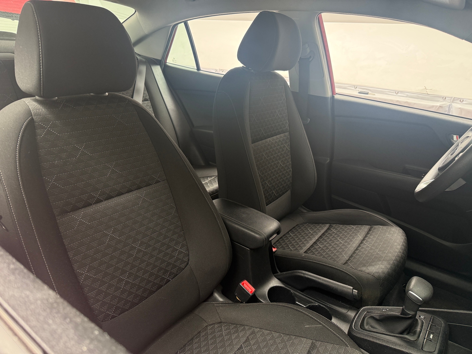 Thumbnail: 2021 Kia Rio - 2