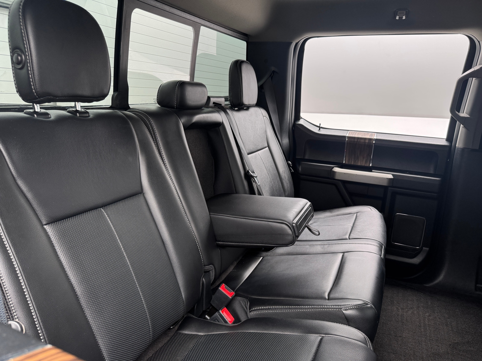 Thumbnail: 2019 Ford Econoline - 5