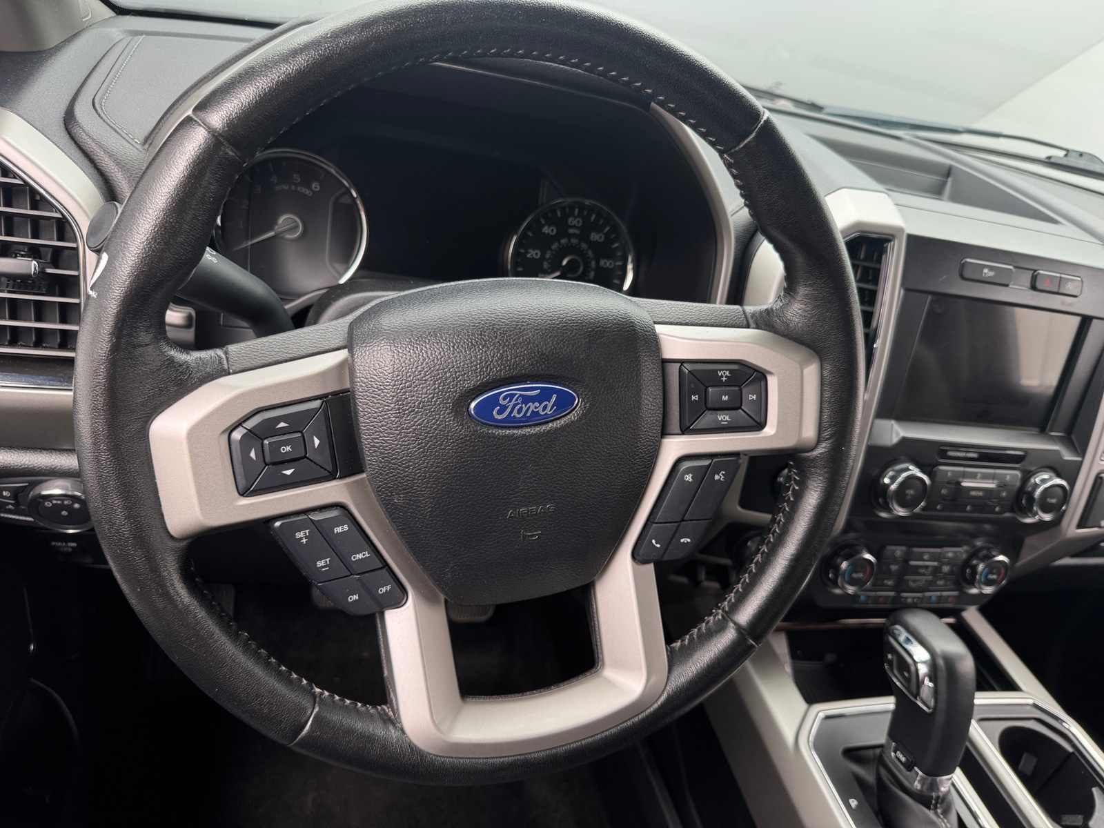 Thumbnail: 2019 Ford Econoline - 4