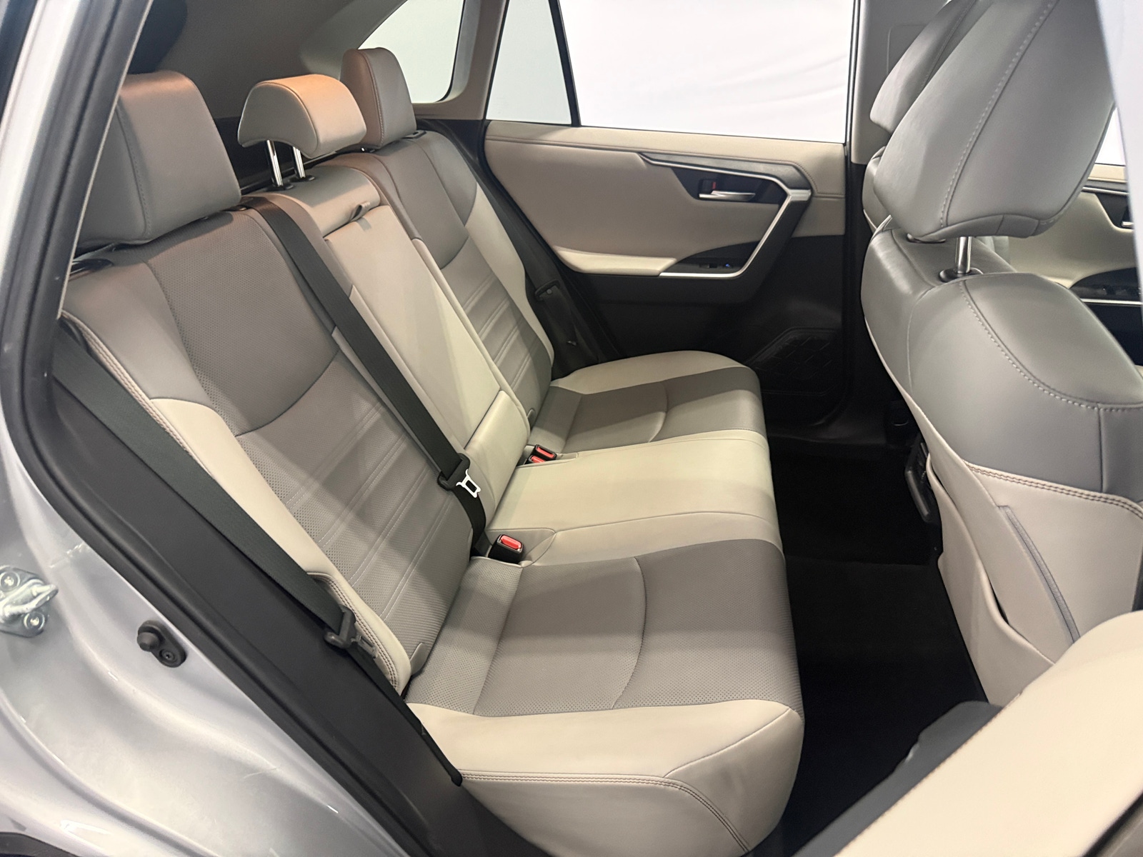 Thumbnail: 2019 Toyota RAV4 - 5