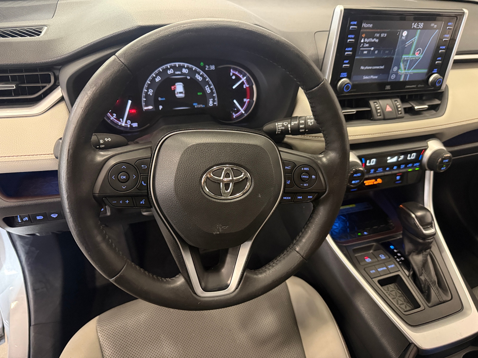 Thumbnail: 2019 Toyota RAV4 - 4