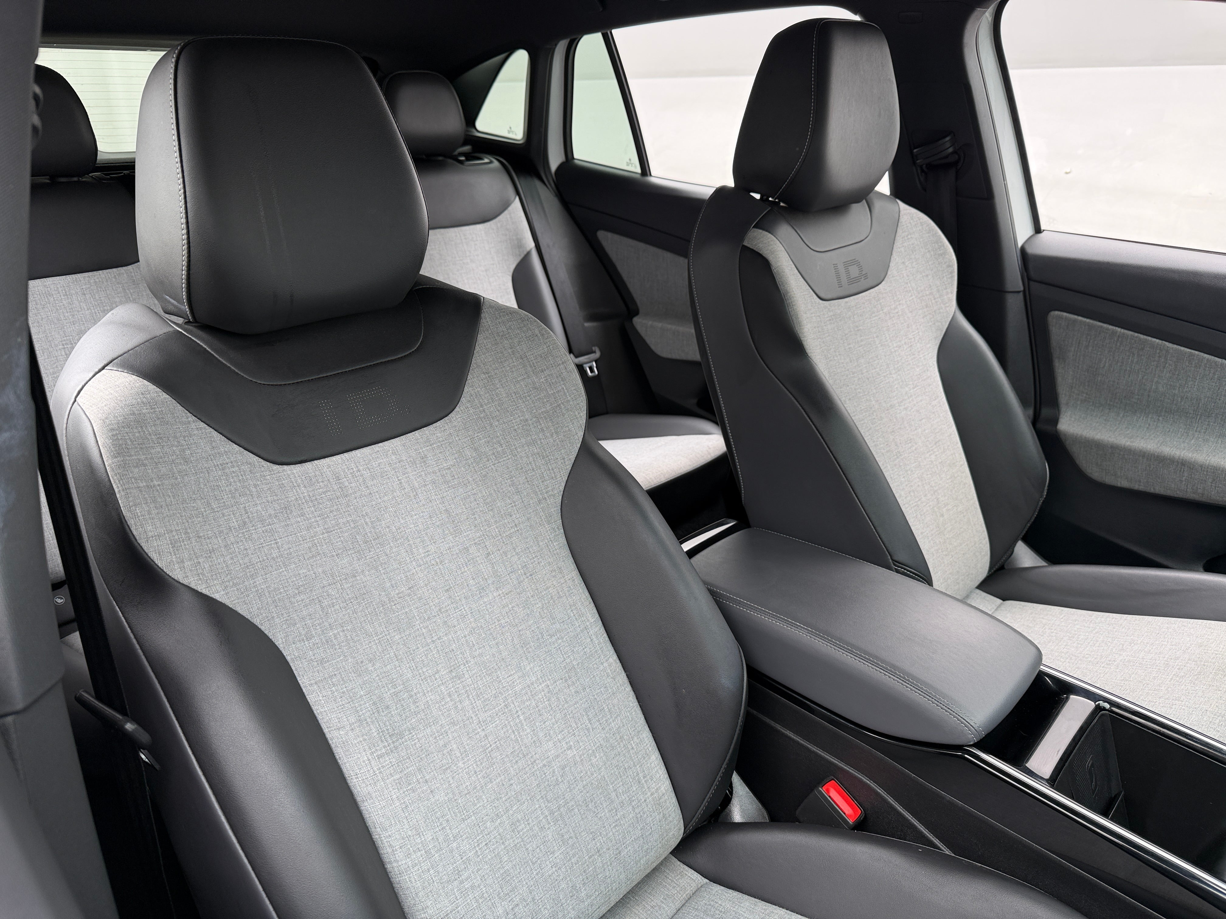 Used 2024 Volkswagen ID.4 STANDARD with VIN 1V2BMPE84RC021268 for sale in Auburn, WA