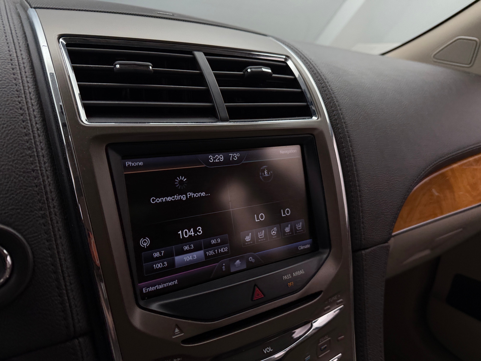 Thumbnail: 2013 Lincoln MKX - 3