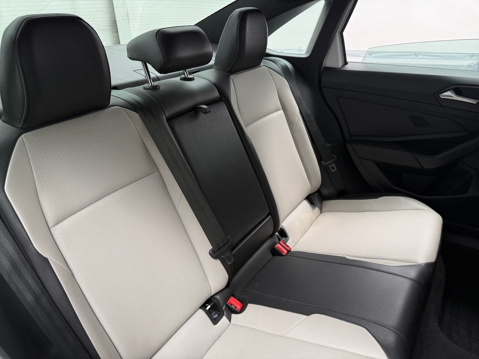Thumbnail: 2019 Volkswagen Jetta - 5