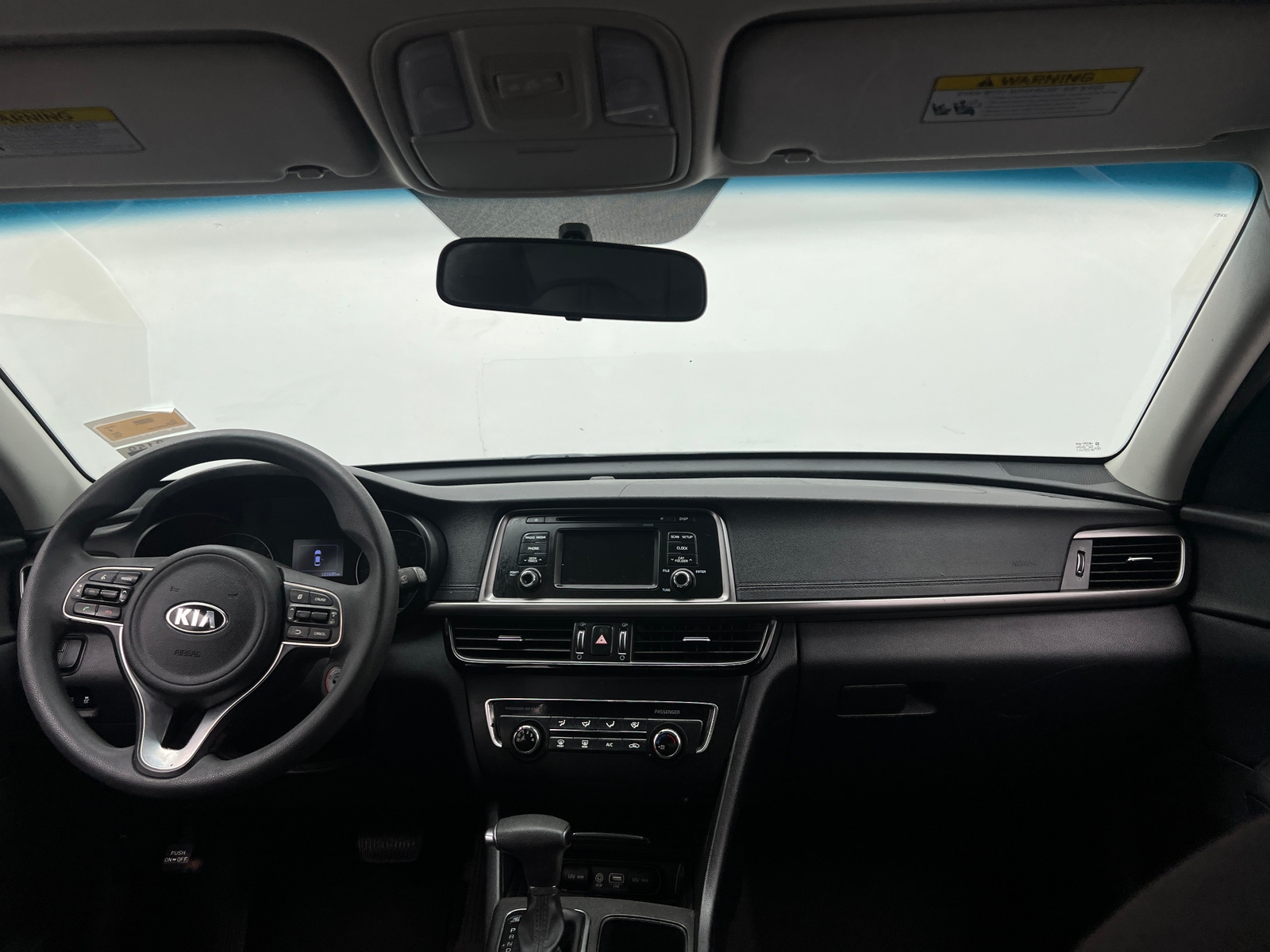 Thumbnail: 2016 Kia Optima - 3