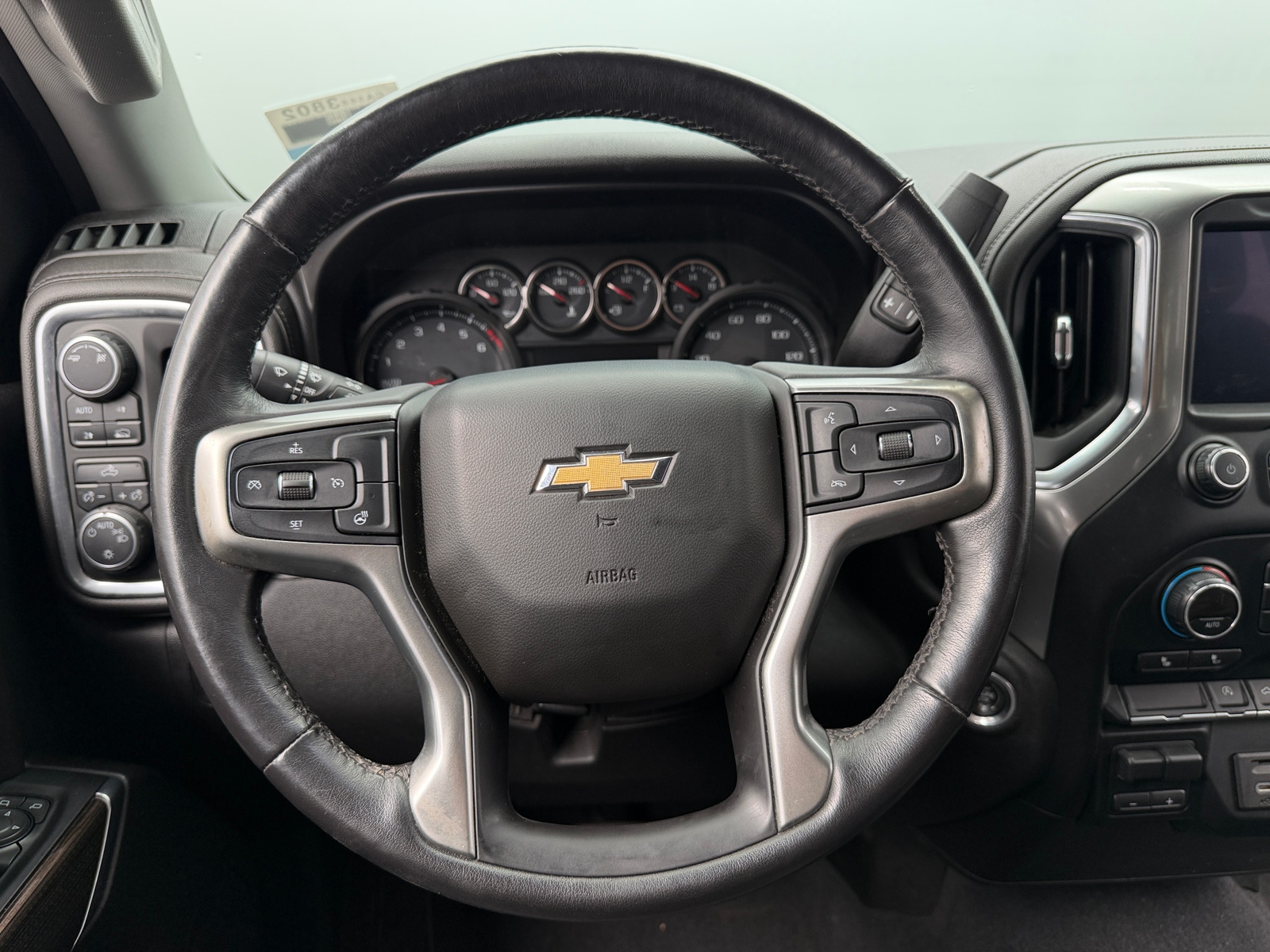 Thumbnail: 2019 Chevrolet Silverado 1500 - 5