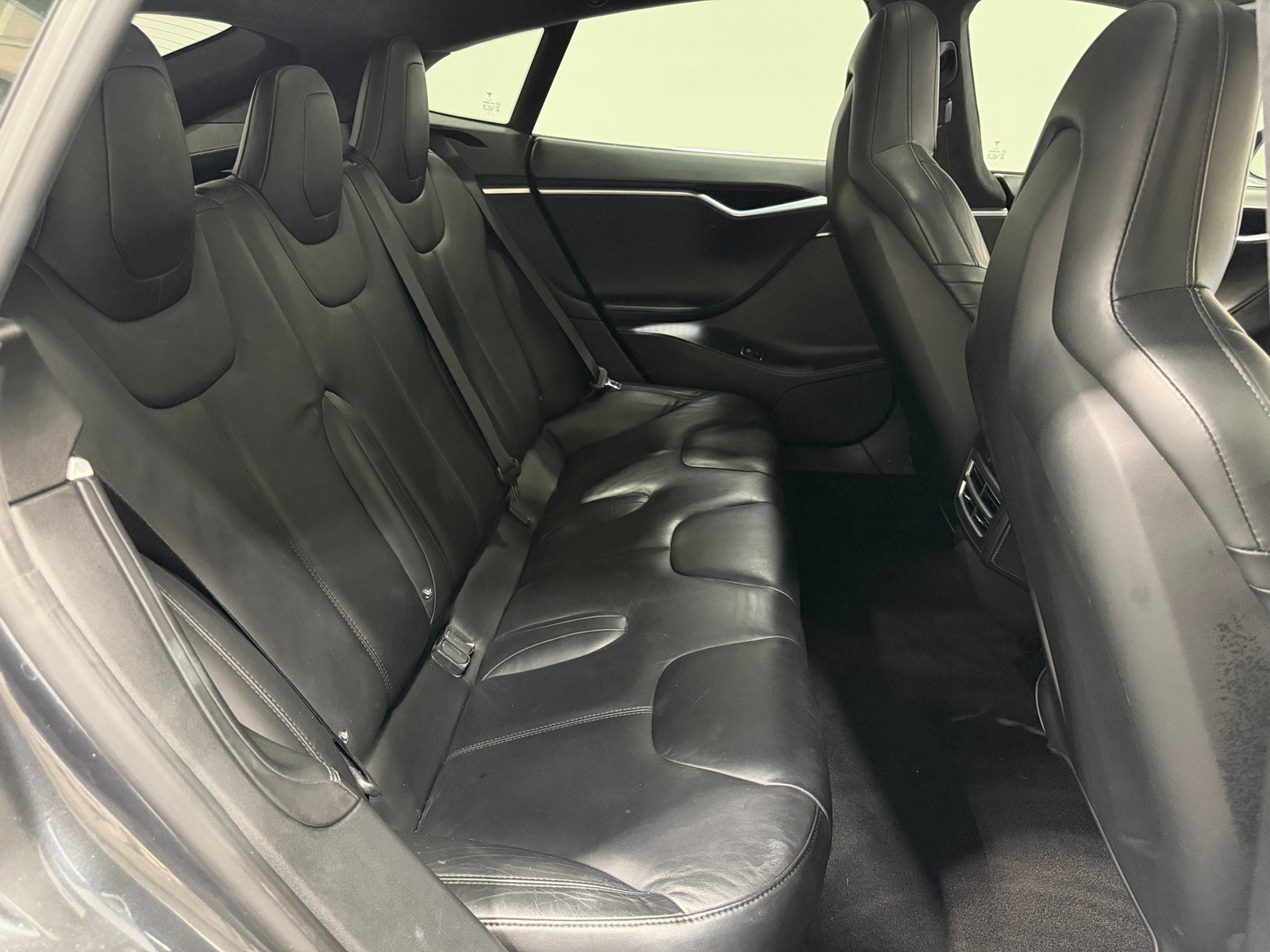 Thumbnail: 2016 Tesla Model S - 5