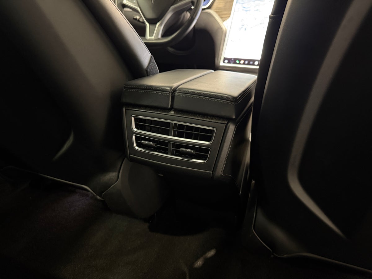 2016 Tesla Model S 90D in Gray — photo 2