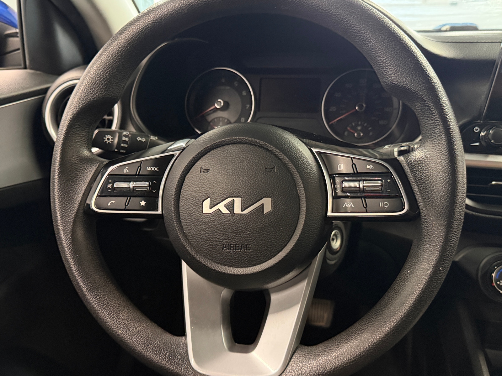 Thumbnail: 2023 Kia Forte - 5